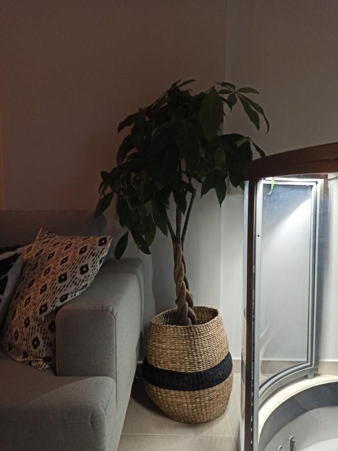 Stylish Ground Floor Maisonette *